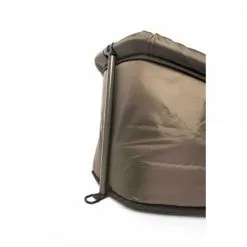 Avid Carp Captive Carp Cot -Gamakatsu Winkel 11494599338Avid Carp Captive Carp Cot