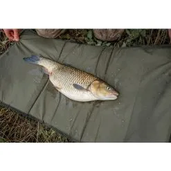 Korum XL Supa-Lite Roll-A-Mat 10 Korum XL Supa-Lite Roll-A-Mat -Gamakatsu Winkel 2028969Korum XL Supa Lite Roll A Mat 2